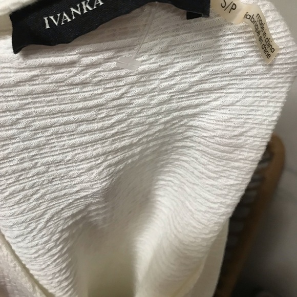 50% OFF Ivanka Trump white blouse S - Picture 5 of 7
